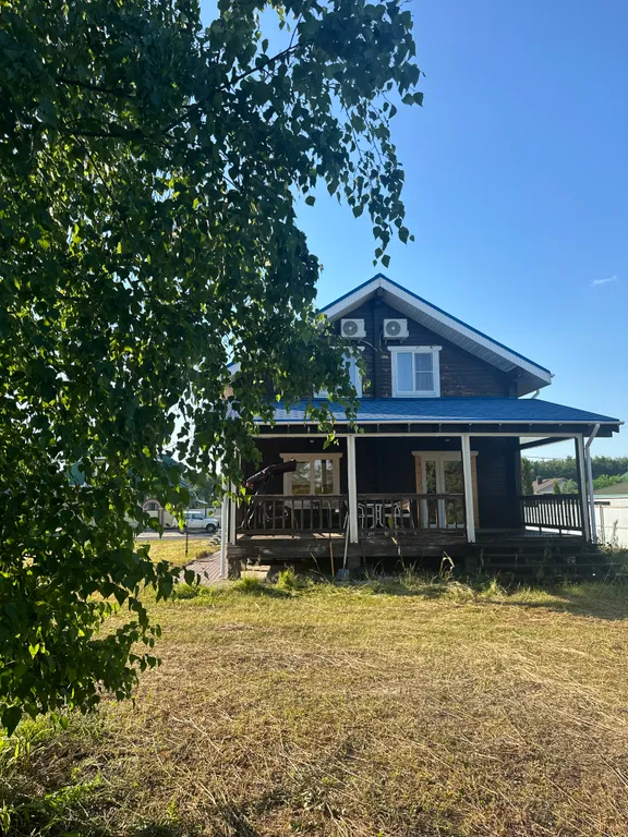 Уютный дом на берегу Горьковского моря