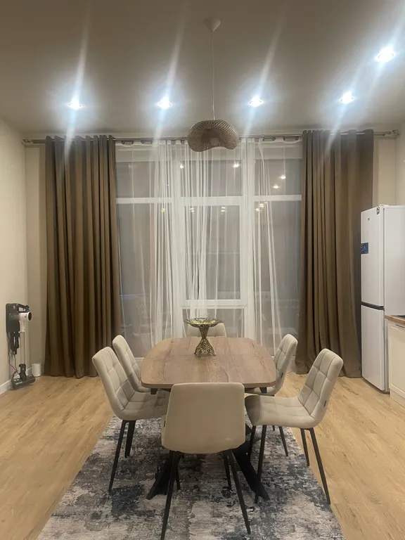 Домик у моря с бассейном