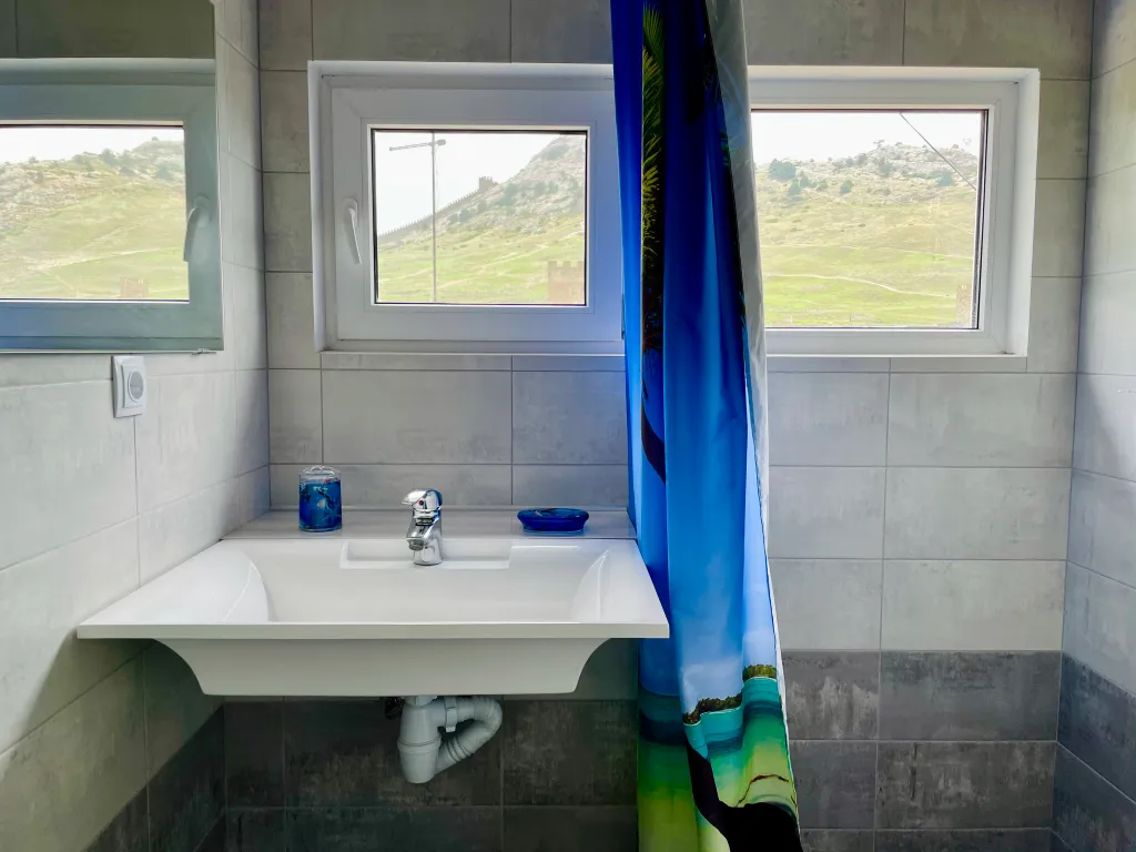 Коттедж «Летний» с видом на Генуэзскую крепость