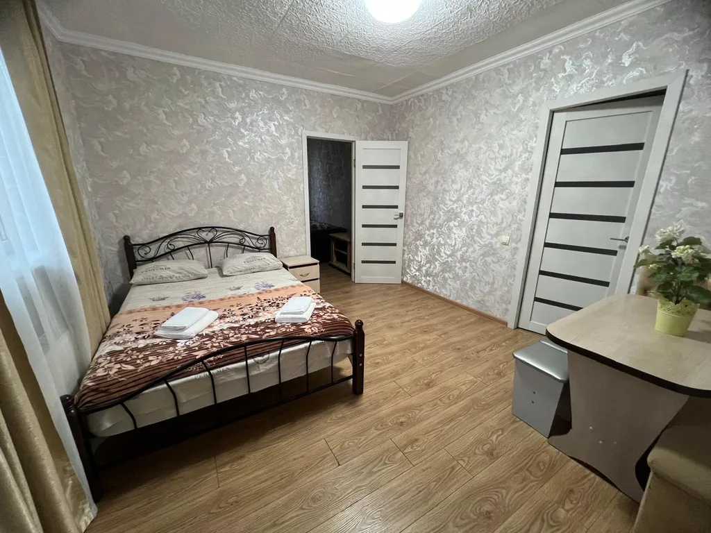 Квартира 2-комнатная Квартира — Адлер