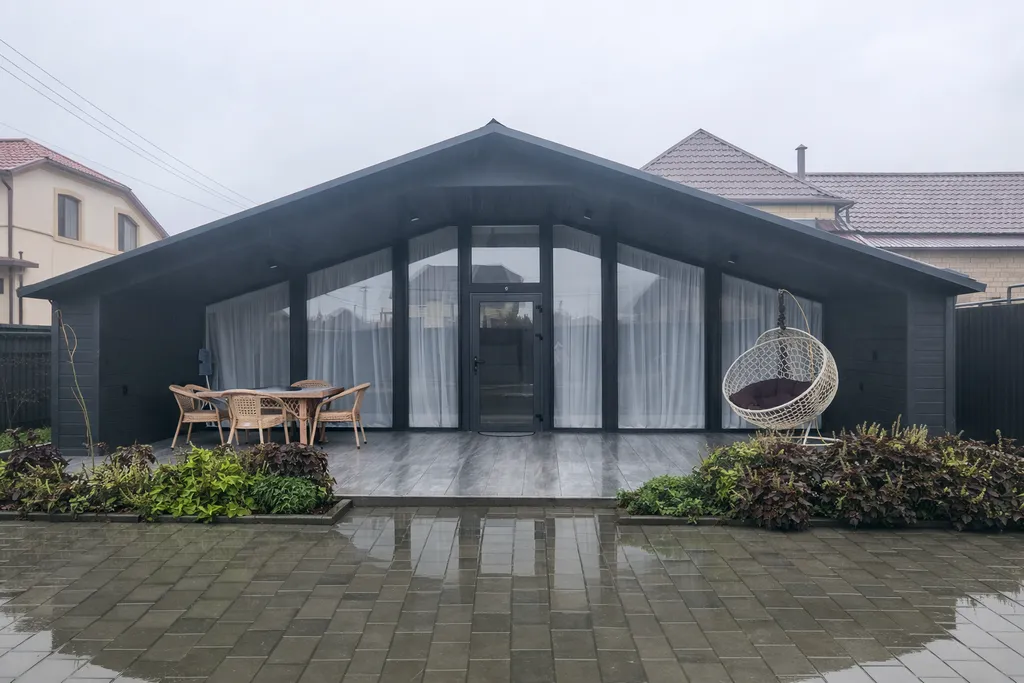 Коттедж у моря