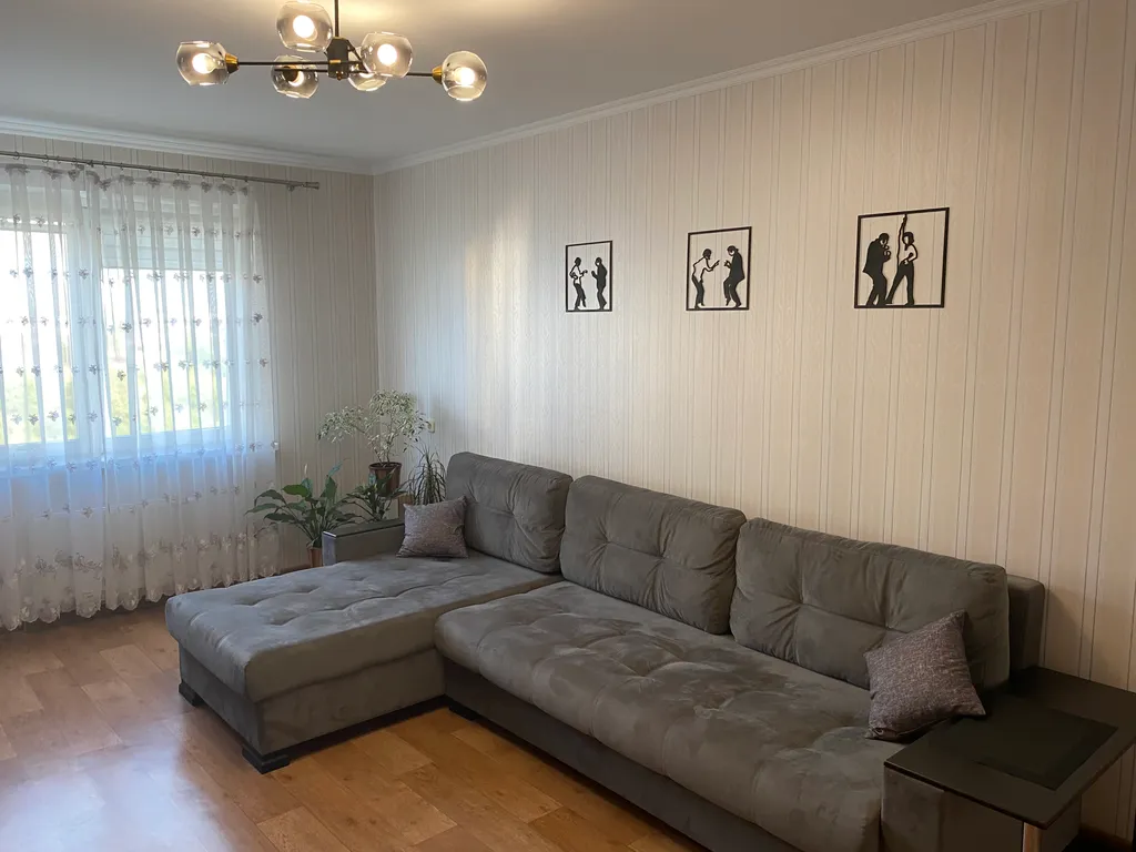 Светлая уютная квартира в шаговой доступности от исторического центра — аренда посуточно в Гродно
