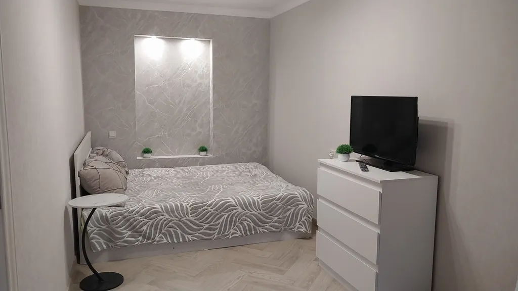 Awesome two-room в Зелёной зоне