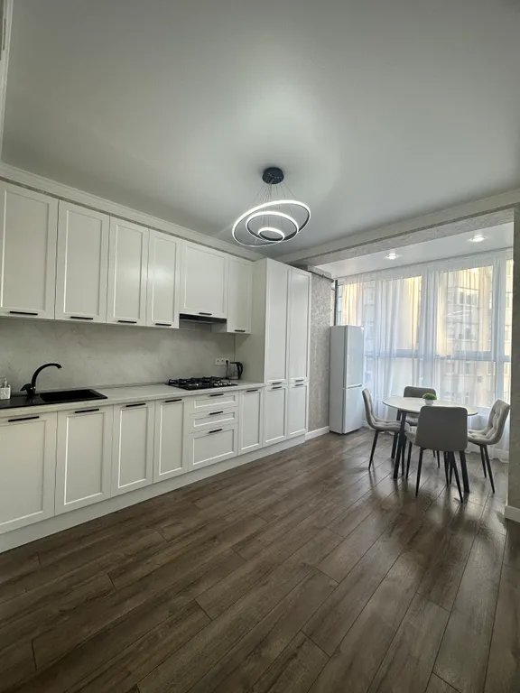 Уютная квартира с новым дизайнерским ремонтом