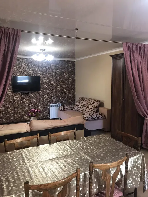 Коттедж Дом с бассейном — Кисловодск