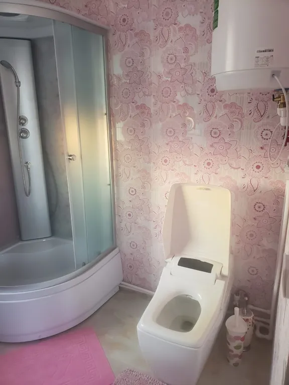 Дом Бархатная 1