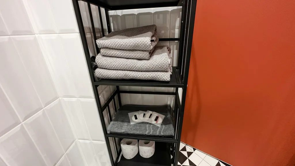 Уютная квартира с дизайнерским новым ремонтом в центе города