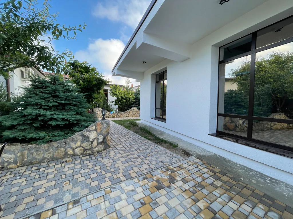 Вилла Дельфин