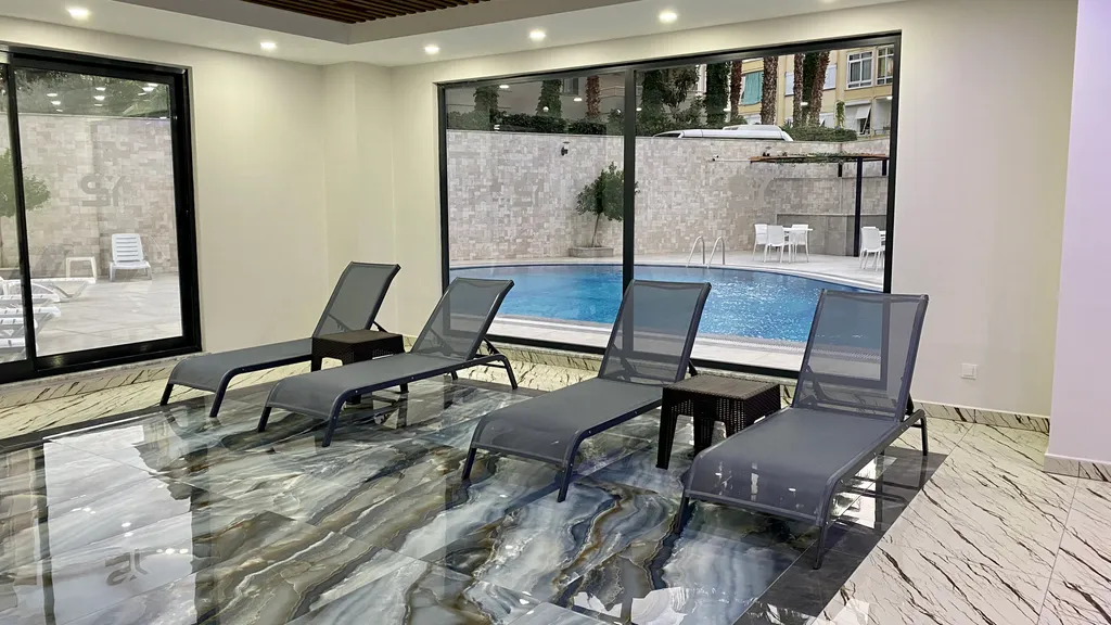 Новые апартаменты в центре рядом с морем