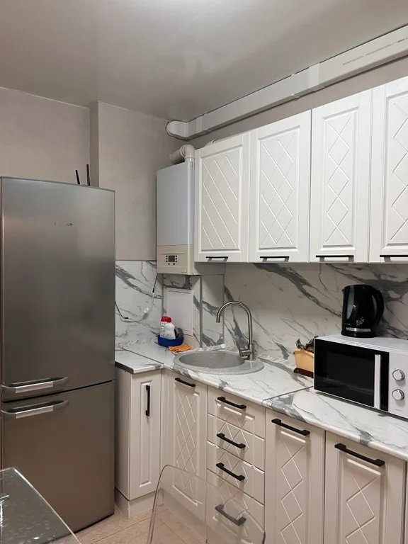 Современная квартира на берегу моря