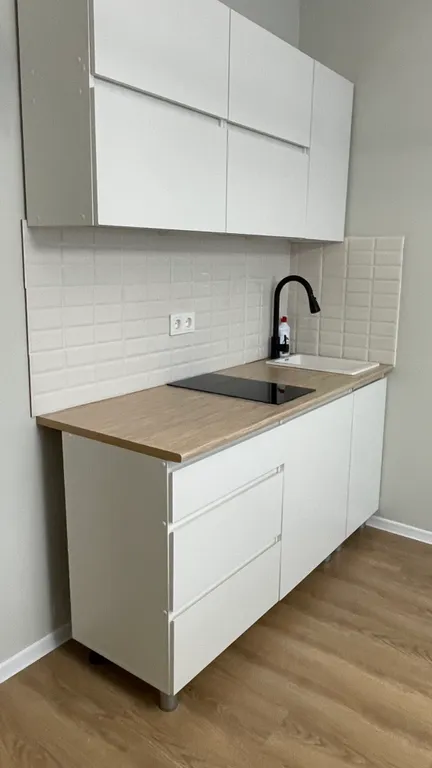 Чистая светлая студия