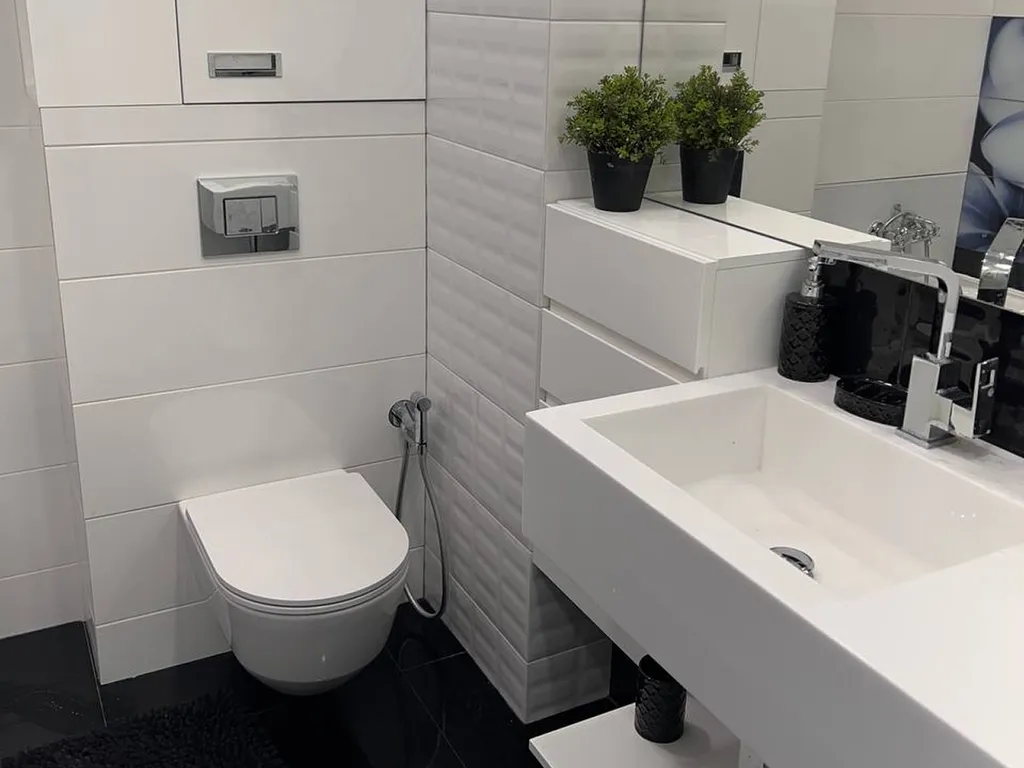 Современная квартира с панорамным видом на Волгу (Уютный Дом)