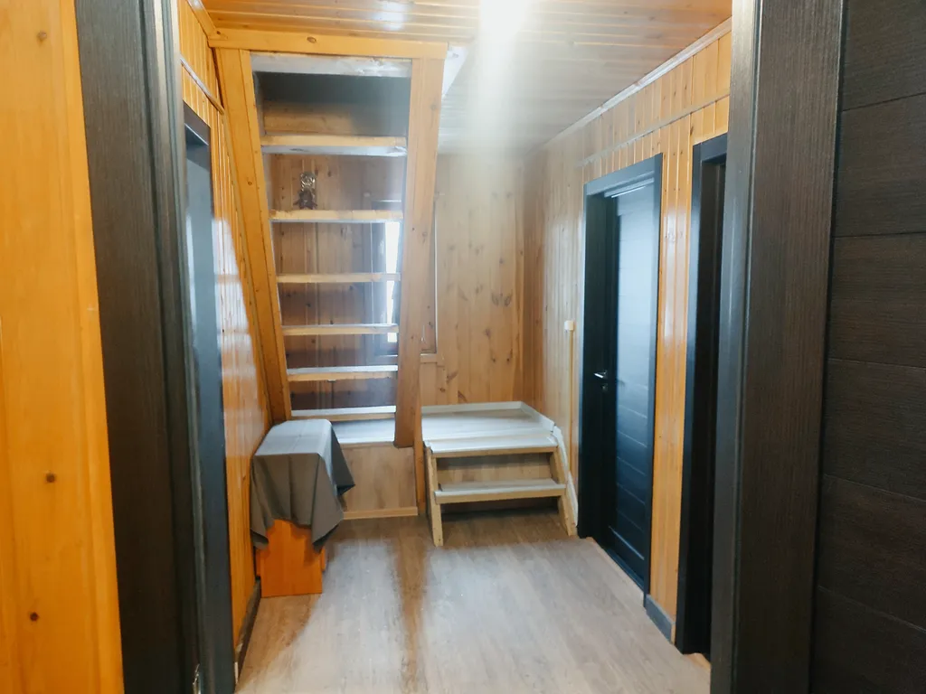 4-комнатный Дом