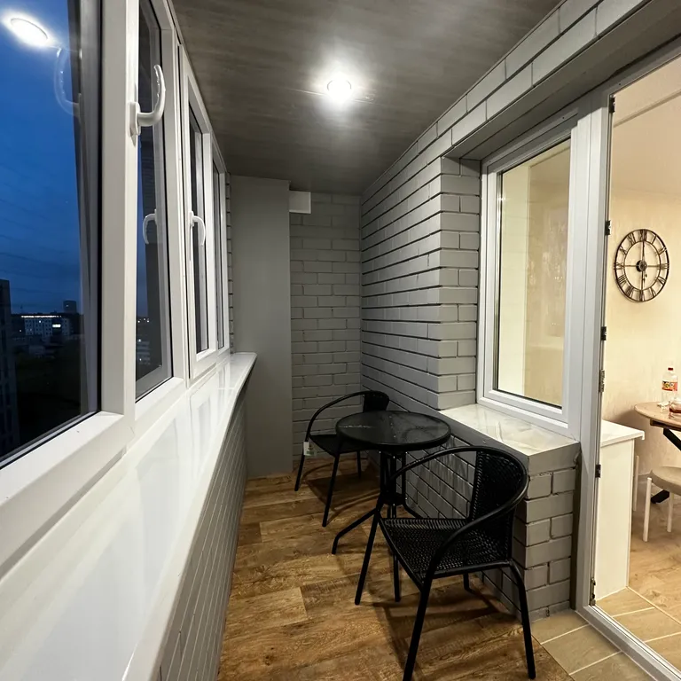 Трёхкомнатая квартира в центре города в пешей доступности к Заливу