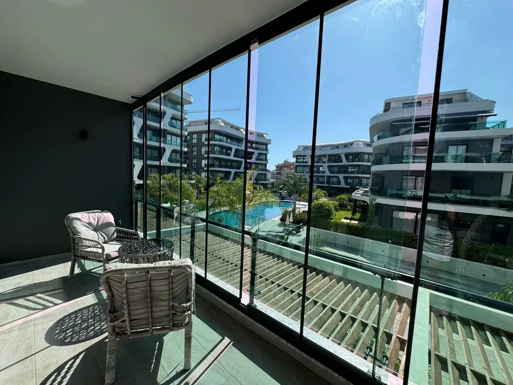 Светлая 1+1 квартира с балконом Sol garden residence