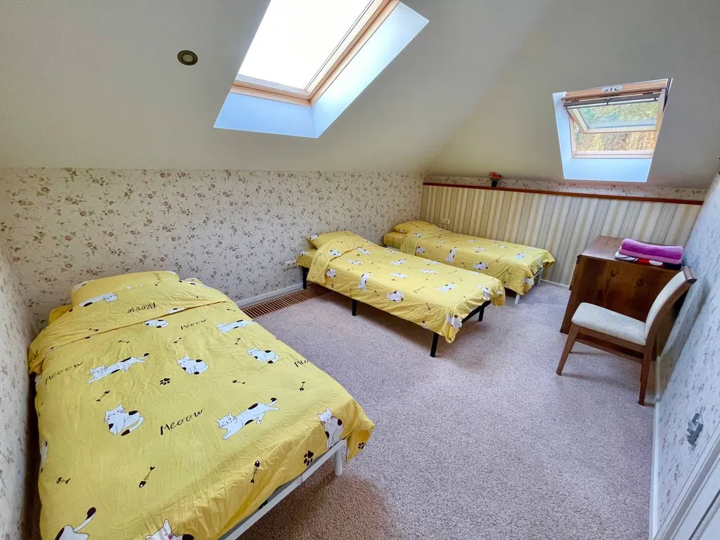 Котедж в классическом стиле с бассейном, сауной, бильярдом