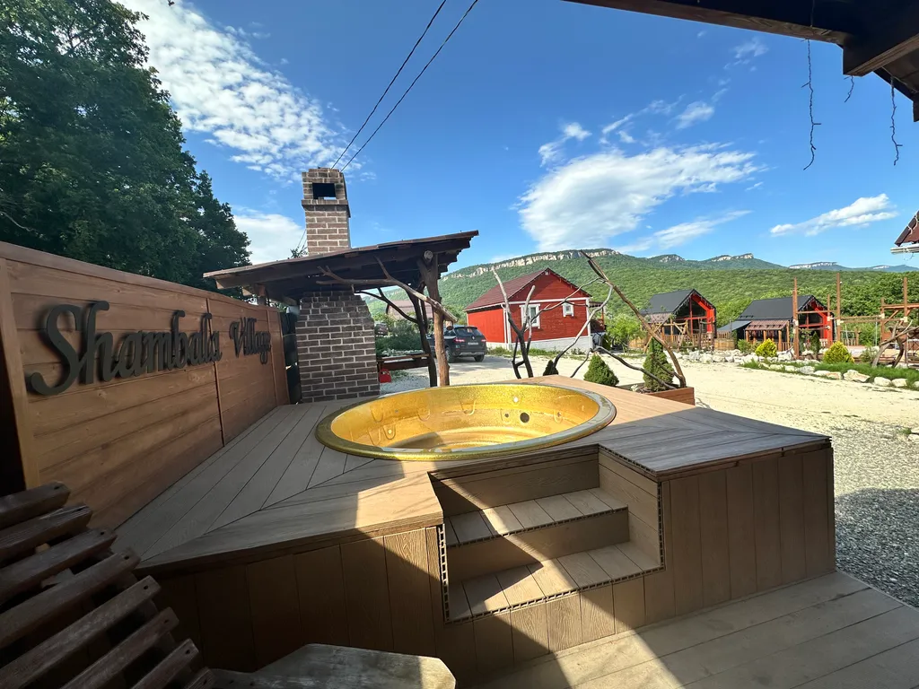 Большой дом