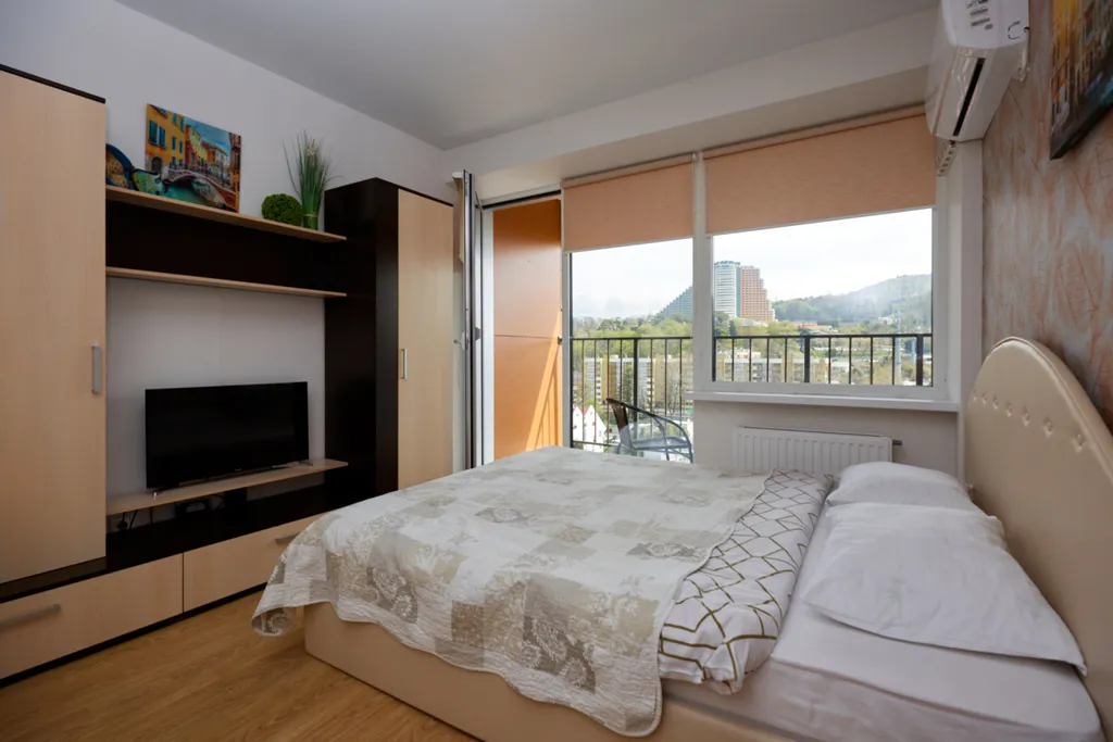 Апартаменты с видом на море и горы