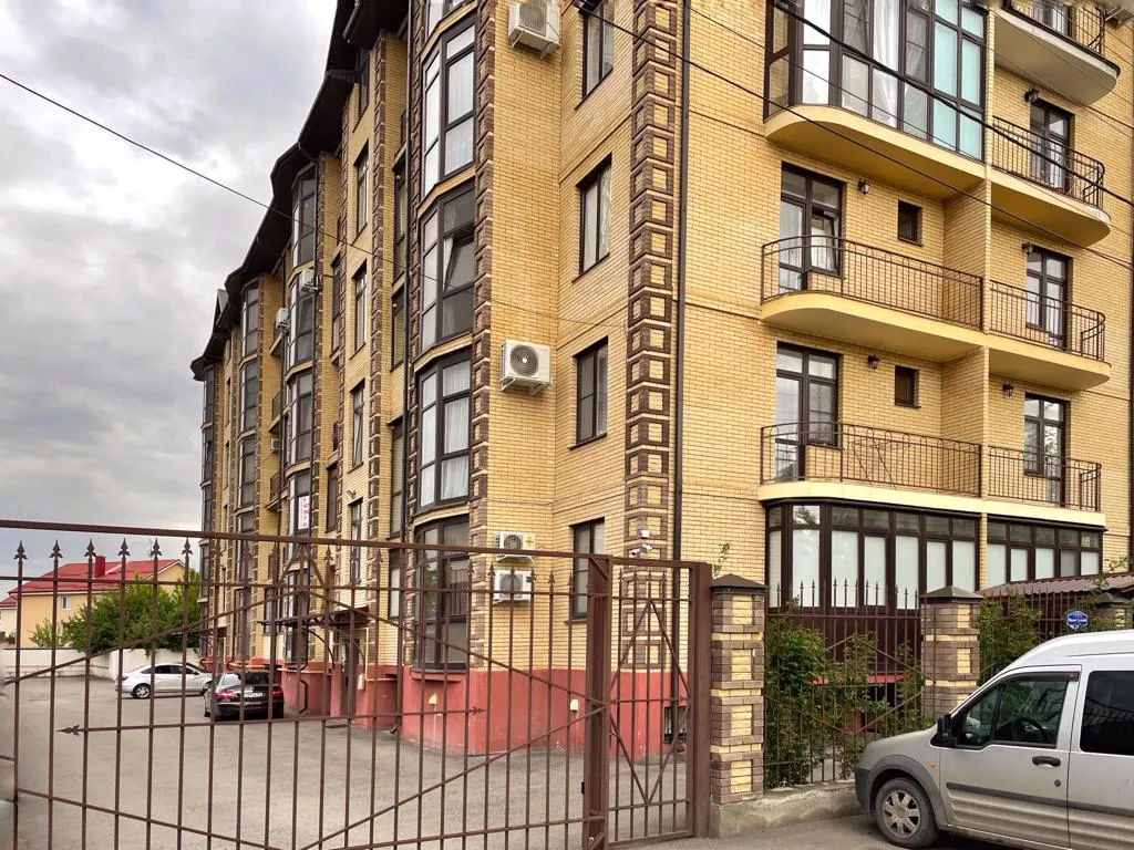 Апартаменты с двумя спальнями у источника Ессентуки