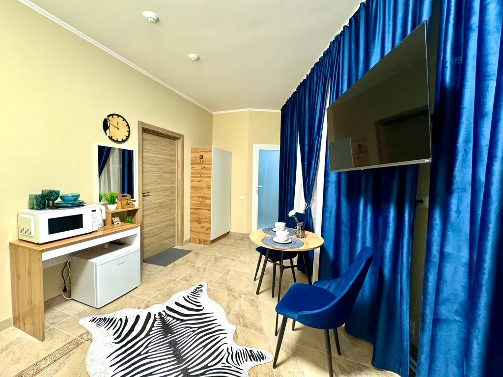 Двухместный номер с 1 кроватью улучшенный (7)