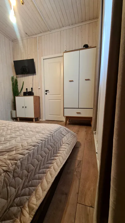 З-комнатный дом У Озера в лесу