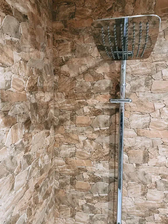 Студия с видом на лес