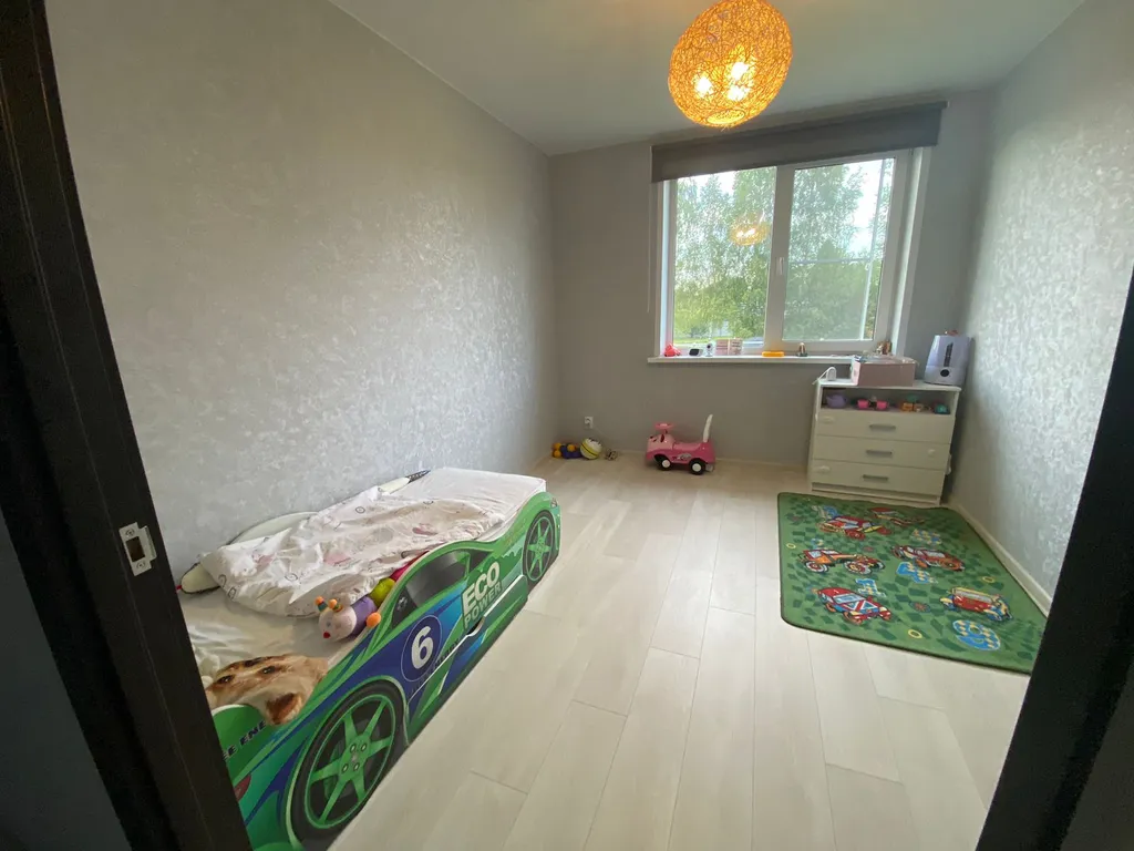 Дом в тихом пригороде.