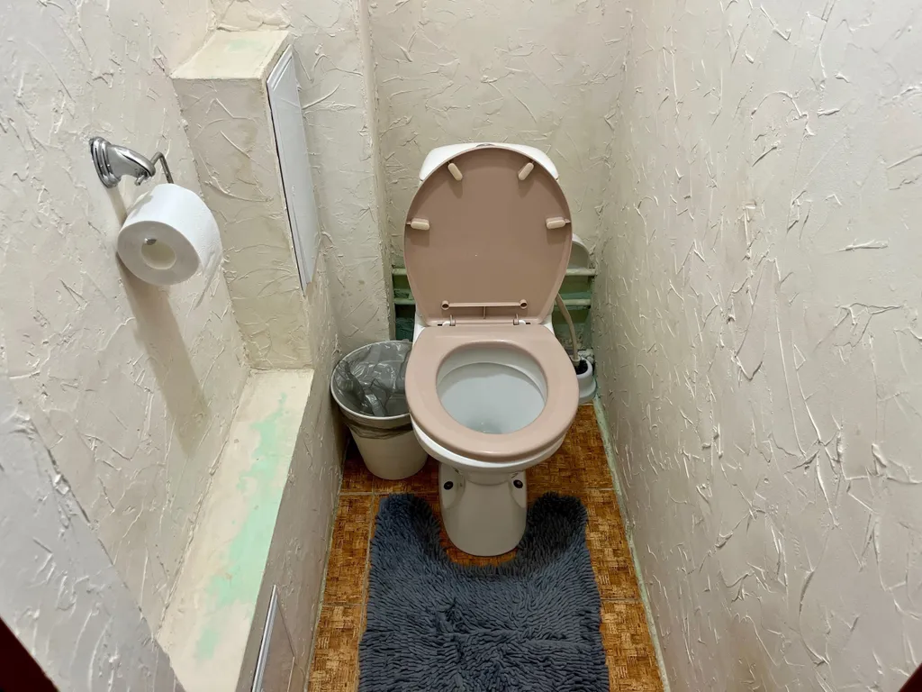 Однокомнатная люкс класса в районе ДК Металлургов