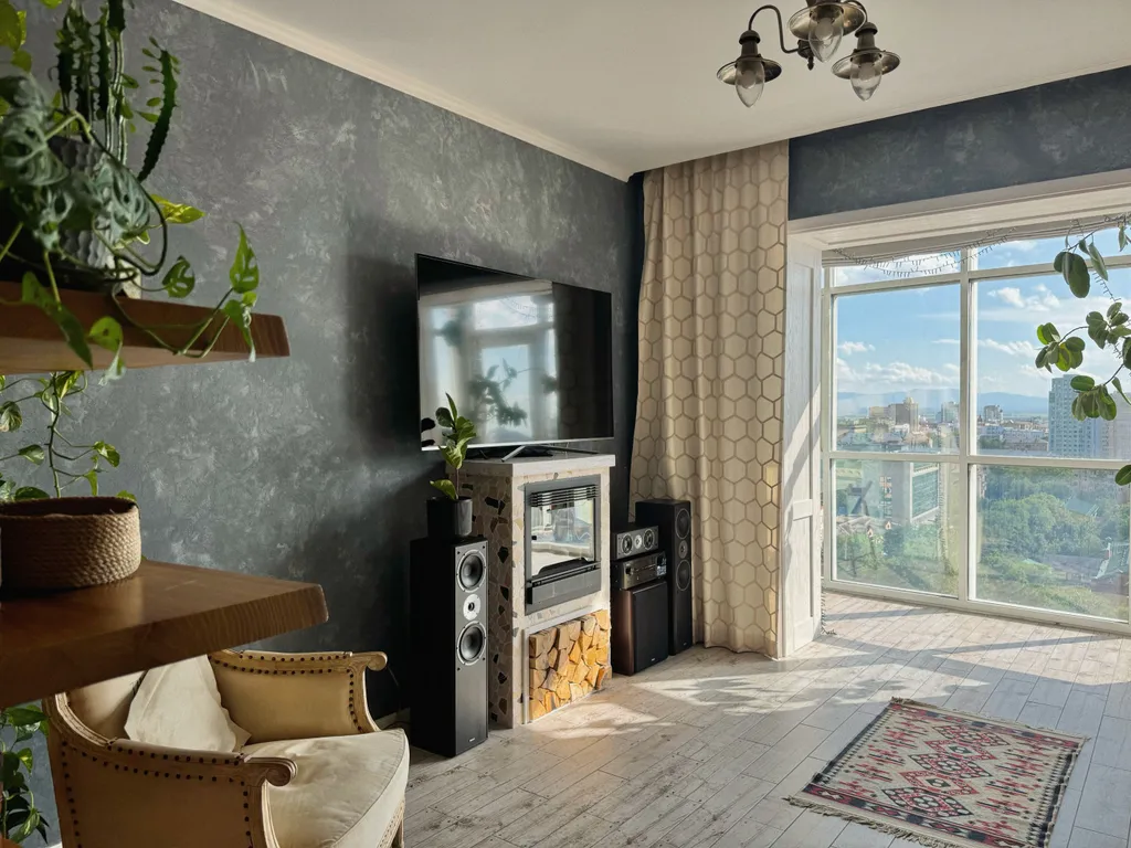 Видовая квартира c камином