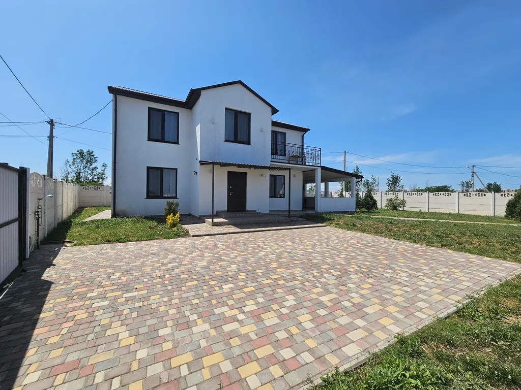 Коттедж Вилла "Таврида 107" на 7-11 персон — Новоотрадное