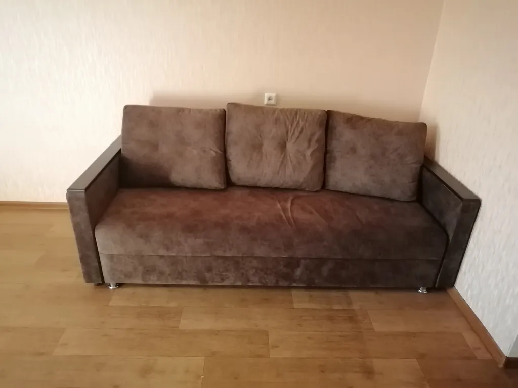 2-комнатная квартира с 3мя 2х спальными и диваном