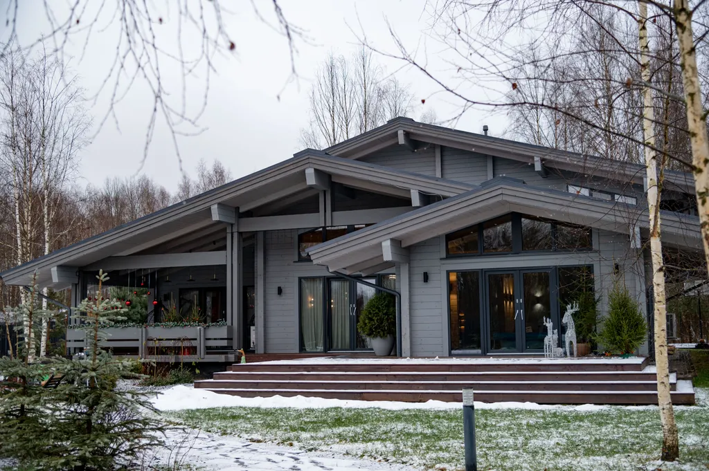 Шале Гнездо с бассейном и сауной