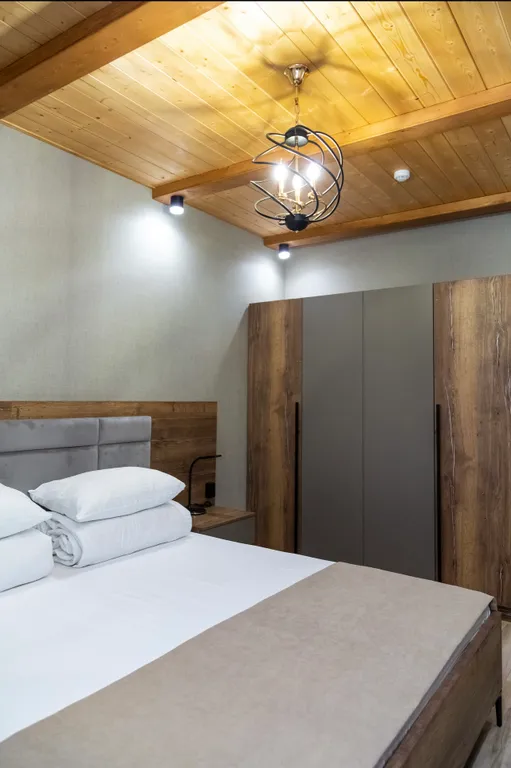 Просторный номер с большой террасой в сосновом бору Приэльбрусья