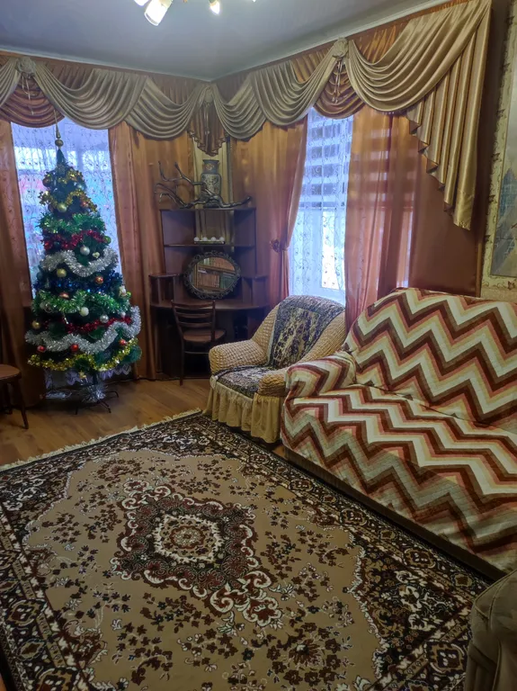 2-х этажный коттедж со всеми удобствами и русской банькой на дровах