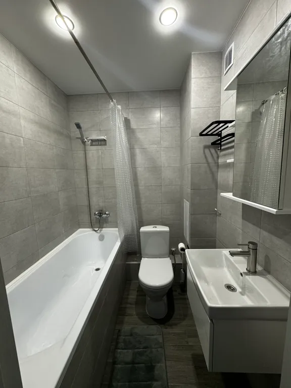 Квартира-студия с новым ремонтом, в новом доме