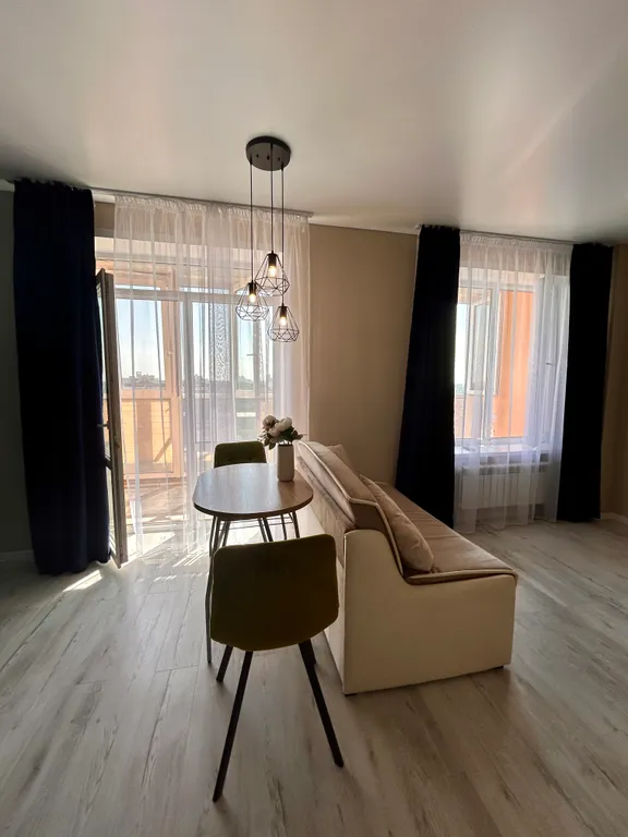 Смарт квартира в новом доме с дизайнерским  ремонтом