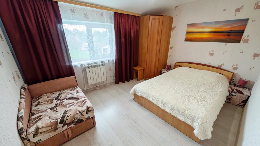 Янтарные апартаменты люкс с 3 спальнями, кондиционером, кухней-гостино