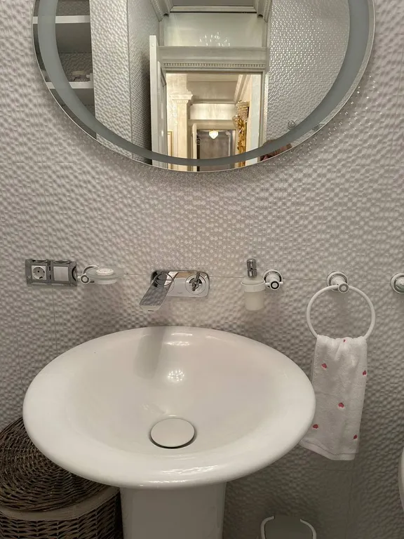 Светлые апартаменты в самом центре