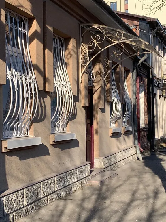 Старинный дом после реставрации в центре