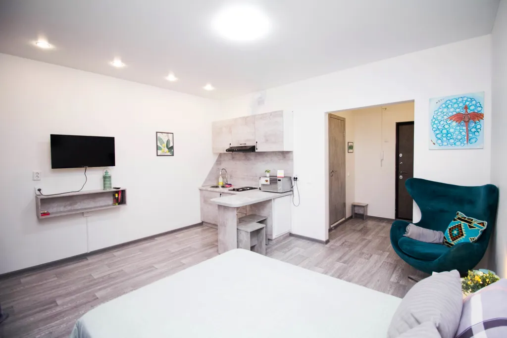 Уютная студия с видом на набережную