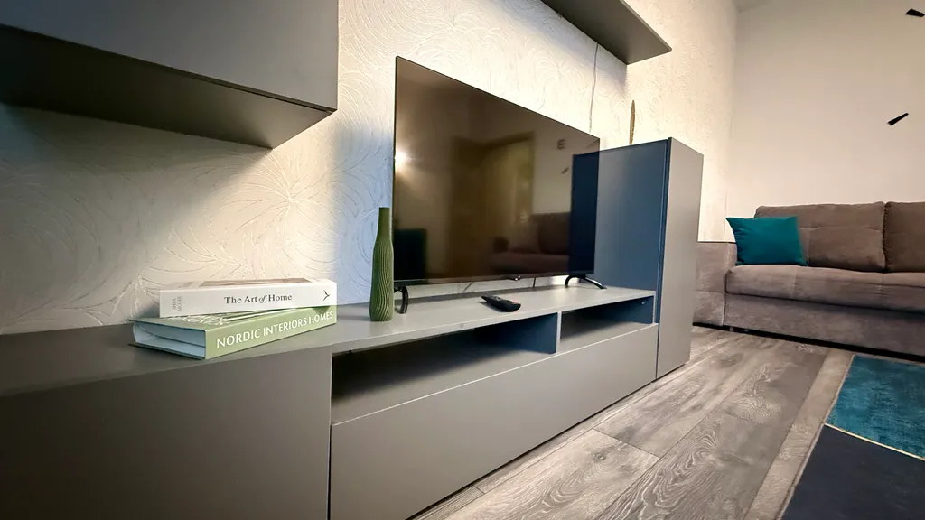 Просторная двушка у М-2