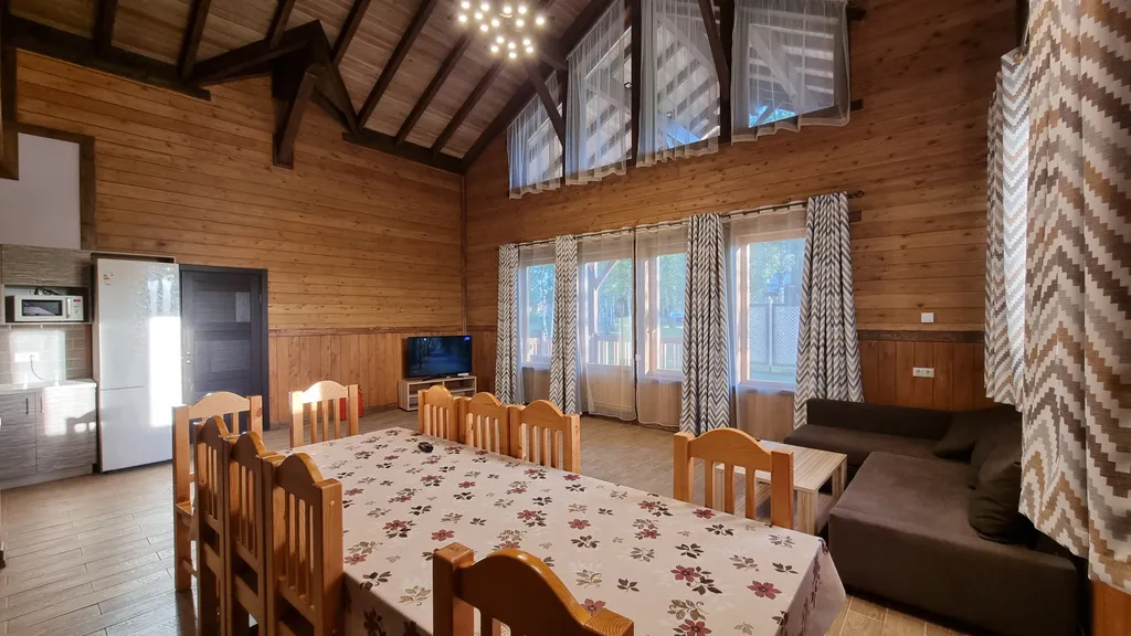 Коттедж на 12 человек В3