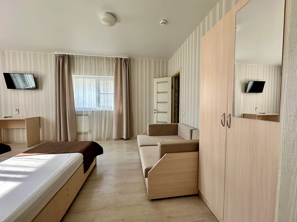 Комфортабельные номера с подогреваемым бассейном