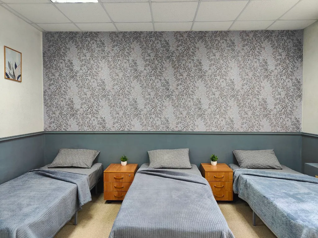 Просторная пятиместная комната