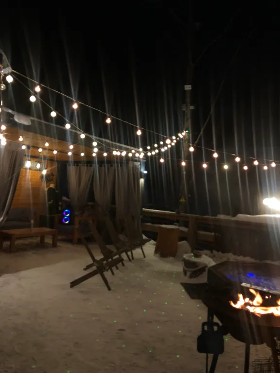 Новая вилла с горячей джакузи в террасе в черте города