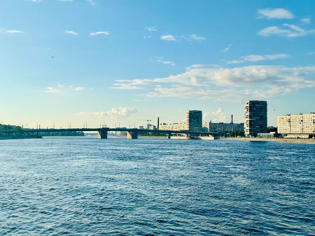 Квартира Квартира Студия Париж на берегах Невы около центра, метро и разводного моста — Санкт-Петербург