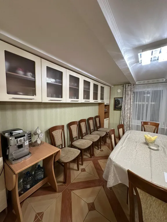 Сказочный домик в лесу, у моря