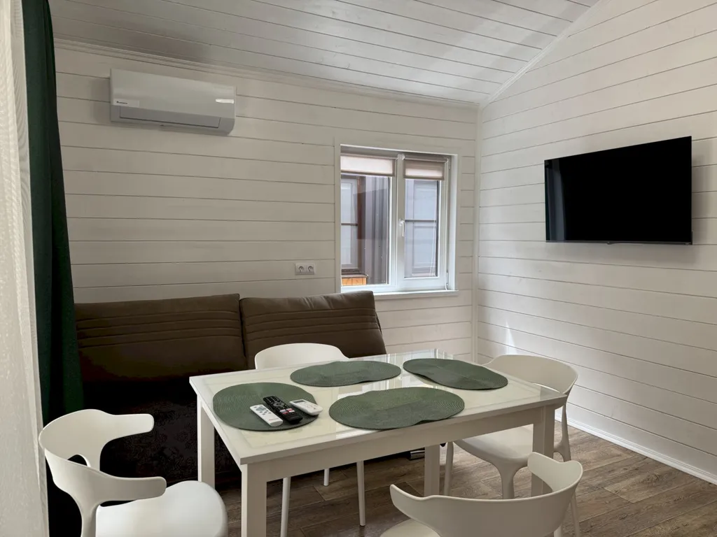 Коттедж Дом для отдыха семьёй с террасой - 7 минут до моря — Геленджик