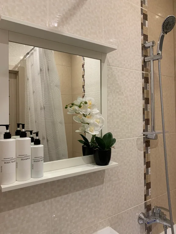 Апартамент с цветами