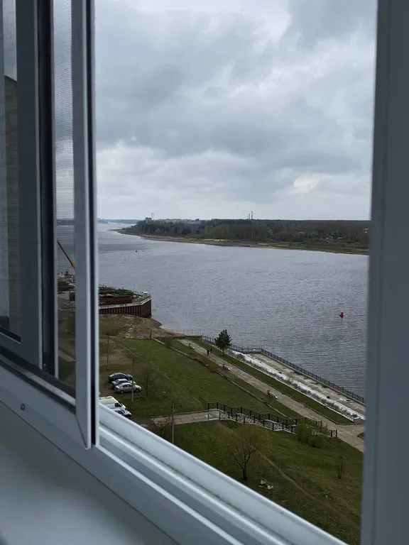 Трёхкомнатная квартира с видом на р. Волгу